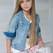 lana karb on My World.
